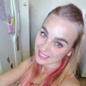 Meet your Posher, Candice